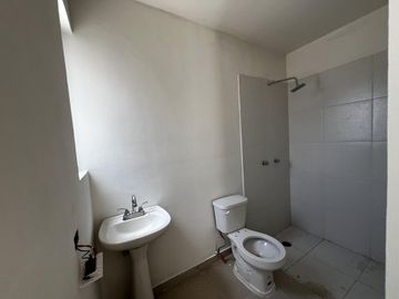 Casa en Venta en Mérida, Privada al Norte, con recámara en planta baja