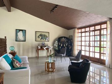 CLUB DE GOLF, Casa en VENTA de UNA PLANTA con vista al campo de golf