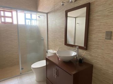 CLUB DE GOLF, Casa en VENTA de UNA PLANTA con vista al campo de golf