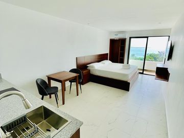 DEPARTAMENTO EN VENTA CON VISTA AL MAR EN PUERTO MORELOS CON ROOFTOP/ALBERCA