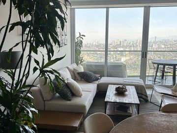 Bajo de Precio - Acabados de lujo en Five - Preciosa vista