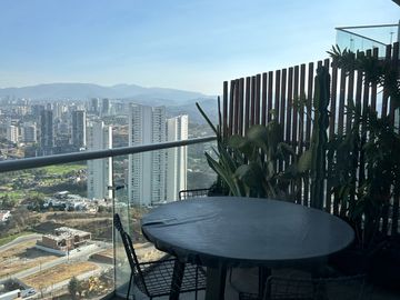 Bajo de Precio - Acabados de lujo en Five - Preciosa vista