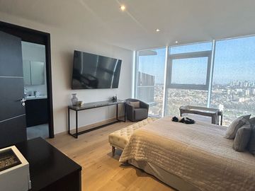 Bajo de Precio - Acabados de lujo en Five - Preciosa vista