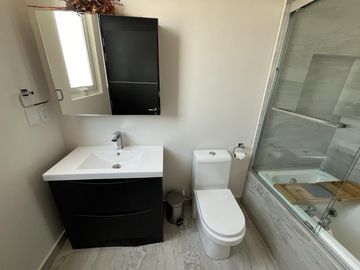 Bajo de Precio - Acabados de lujo en Five - Preciosa vista