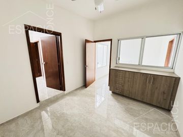 Casa en  Burgos Bugambilias
