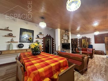 Casa - Pueblo Santa María Ahuacatitlán
