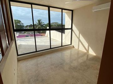 Venta Casa en Centro de la ciudad zona San Sebastian, Merida
