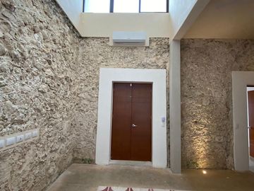 Venta Casa en Centro de la ciudad zona San Sebastian, Merida
