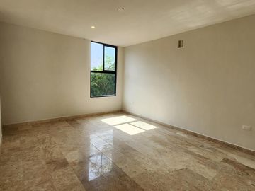 Casa en  Venta EQUIPADA Merida Temozon Norte