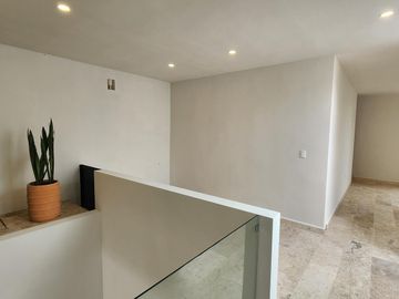 Casa en  Venta EQUIPADA Merida Temozon Norte