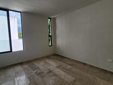 Casa en  Venta EQUIPADA Merida Temozon Norte