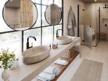 PENTHOUSE 2 HABITACIONES LOCK OFF / ALBERCA EN ROOF, GYM /CERCA DEL MAR EN TULUM