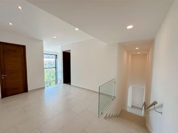 Departamento en  venta de 3 recamaras en Toscana Lomas de Angelopolis II, Puebla.