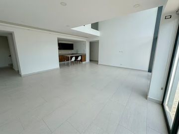 Departamento en  venta de 3 recamaras en Toscana Lomas de Angelopolis II, Puebla.