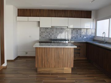 Casa a estrenar en Venta en Zibatá con roof y 4 recámaras
