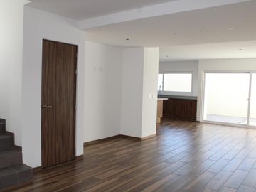 Casa a estrenar en Venta en Zibatá con roof y 4 recámaras