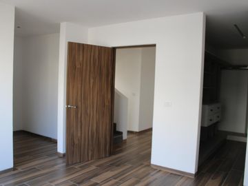 Casa a estrenar en Venta en Zibatá con roof y 4 recámaras