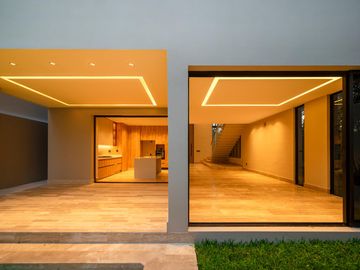 Casa en  VENTA Vía Cumbres