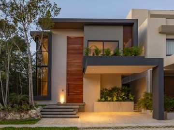 Casa en  VENTA Vía Cumbres