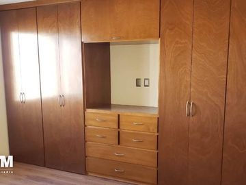 Se vende casa muy cerca de club de golf la loma (lomas del tec)