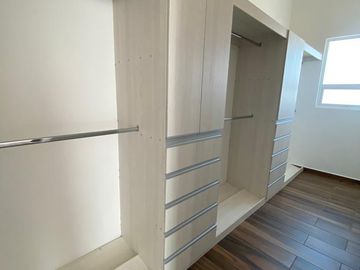 VENTA DE CASA EN MAGDALENA RESIDENCIAL EN OCOTITLAN METEPEC