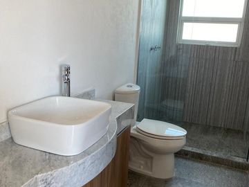 VENTA DE CASA EN MAGDALENA RESIDENCIAL EN OCOTITLAN METEPEC