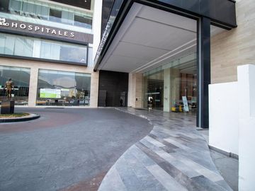 CONSULTORIO EN VENTA EN TORRS MÉDICAS II SOBRE PERIFÉRICO ECOLÓGICO