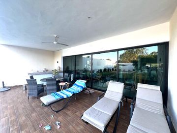 Venta Casa de 4 recámaras y Paneles Solares en Privada con Amenidades