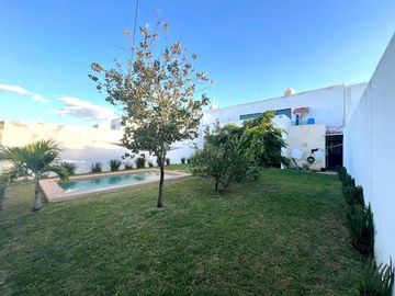 Venta Casa de 4 recámaras y Paneles Solares en Privada con Amenidades