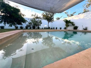 Venta Casa de 4 recámaras y Paneles Solares en Privada con Amenidades