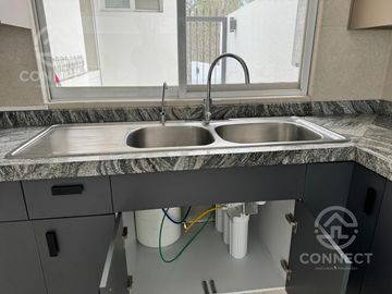 Venta Casa Gran Jardín Remodelada León Gto