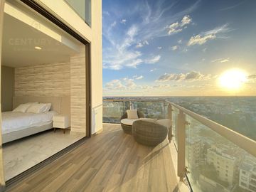 Venta de Departamento Amueblado en Be Towers, Puerto Cancún C3832
