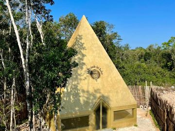 Casa de 3 Recámaras Amueblada con Diseño y Amenidades Exclusivas