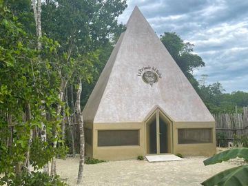Casa de 3 Recámaras Amueblada con Diseño y Amenidades Exclusivas