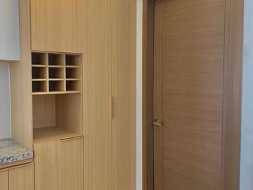 CASA NUEVA EN VENTA EN ZONA ESTE, FRACC. MAYORAZGO RESIDENCIAL.