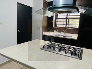 VENTA DE CASA EN CAMINO REAL  EN GPE. N.L.