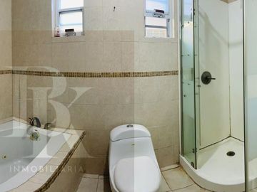 VENTA DE CASA EN CAMINO REAL  EN GPE. N.L.