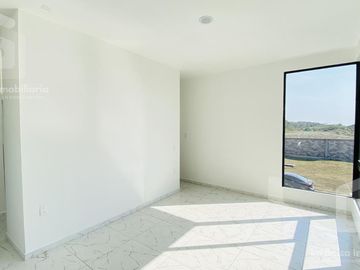 Casa - Fraccionamiento Lomas de la Rioja