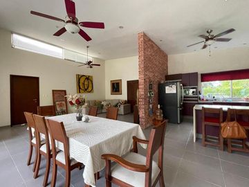 Espaciosa residencia en venta en Valladolid