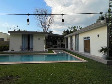 Espaciosa residencia en venta en Valladolid
