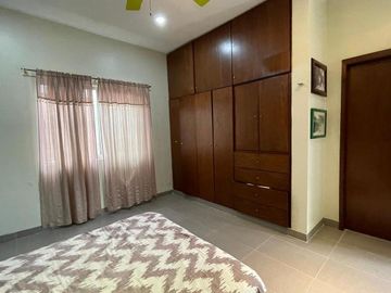 Espaciosa residencia en venta en Valladolid