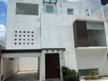 VENTA DE CASA EN FRACCIONAMIENTO EL ROSEDAL EN SAN MATEO ATENCO