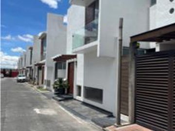 VENTA DE CASA EN FRACCIONAMIENTO EL ROSEDAL EN SAN MATEO ATENCO