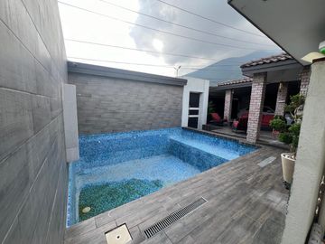 CASA EN VENTA CUMBRES 4 SECTOR MONTERREY