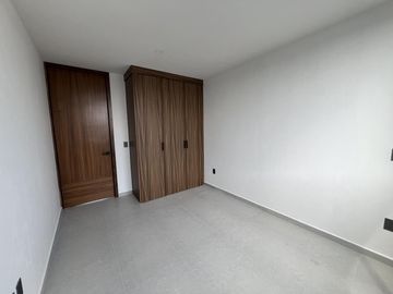 Casa nueva en venta dentro de coto en Valle Imperial