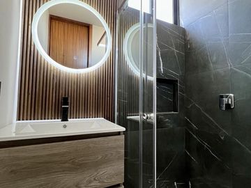 Casa nueva en venta dentro de coto en Valle Imperial