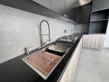 Casa nueva en venta dentro de coto en Valle Imperial