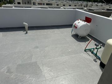 Casa nueva en venta dentro de coto en Valle Imperial