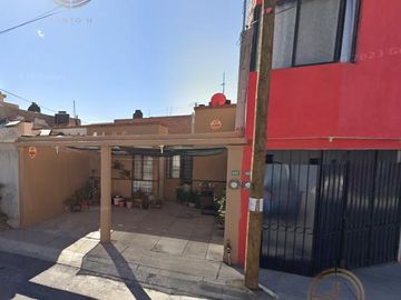 CASA EN VENTA CAPATAZ, HACIENDAS DE SANTIAGO, SAN LUIS POTOSI