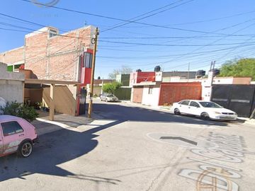 CASA EN VENTA CAPATAZ, HACIENDAS DE SANTIAGO, SAN LUIS POTOSI